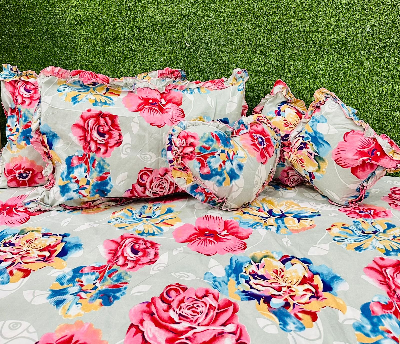 Beautiful 6Pc Cushion Set