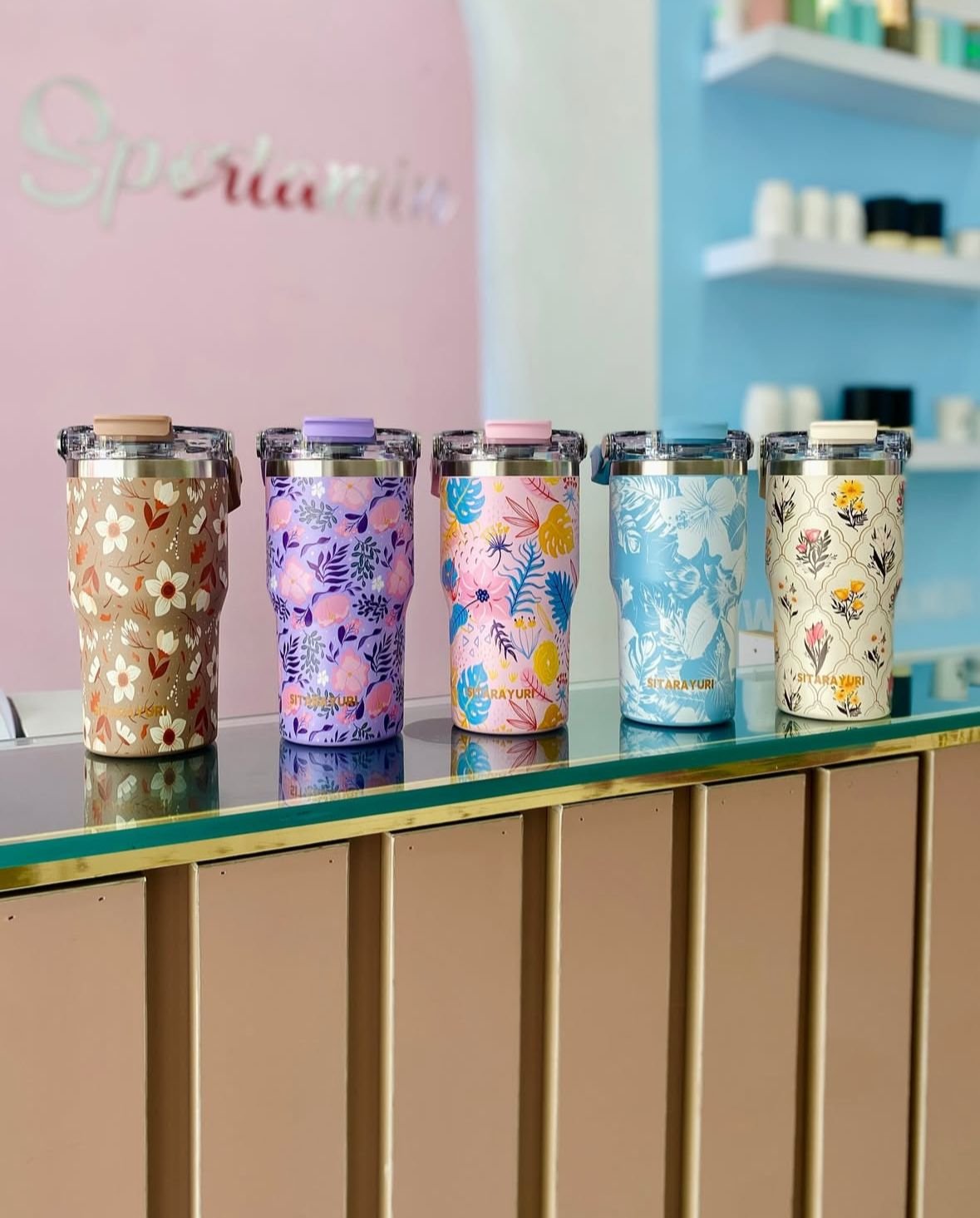 STEEL TUMBLER WITH HANDLE