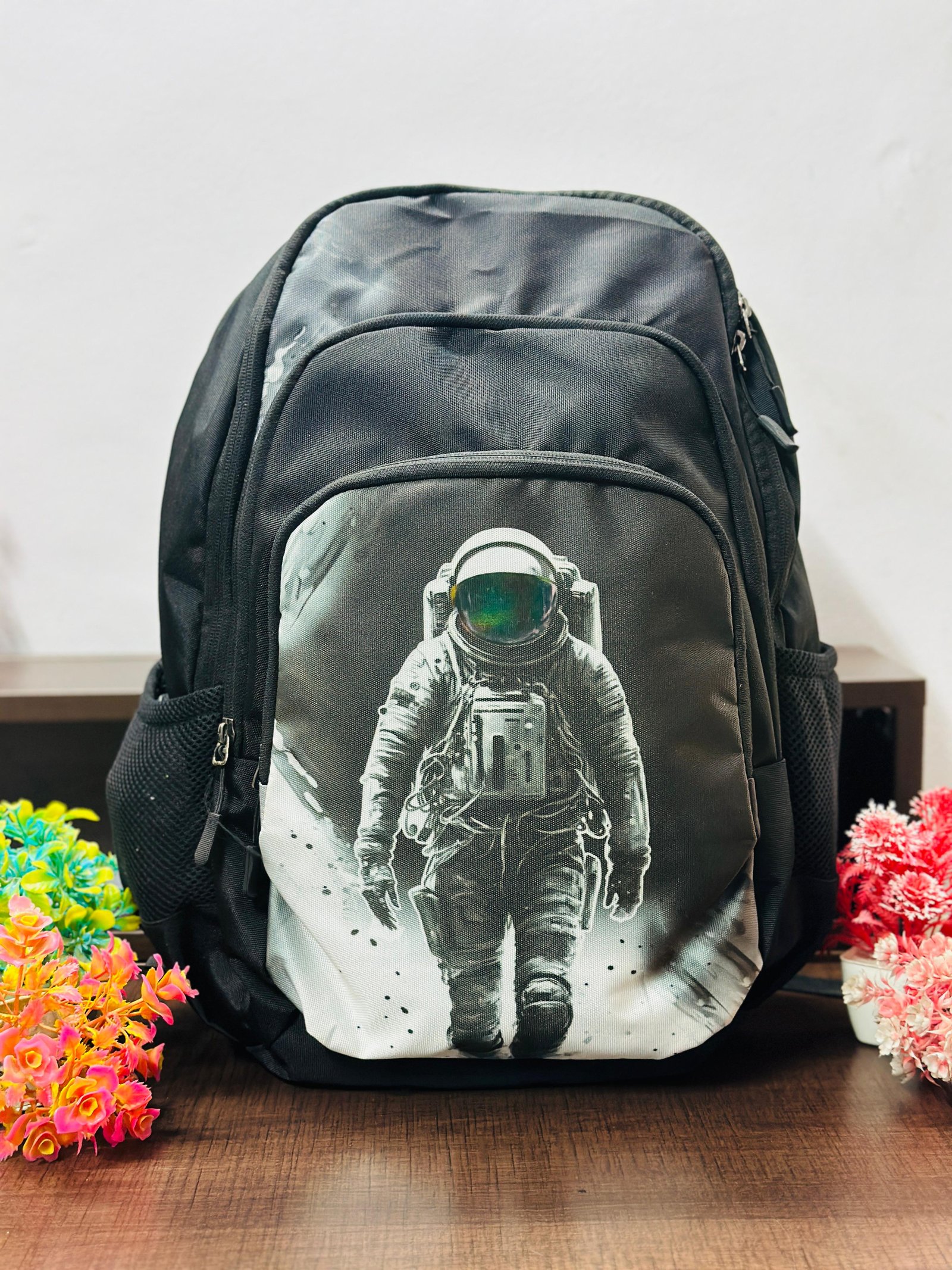 18-inch jumbo size light weight bag