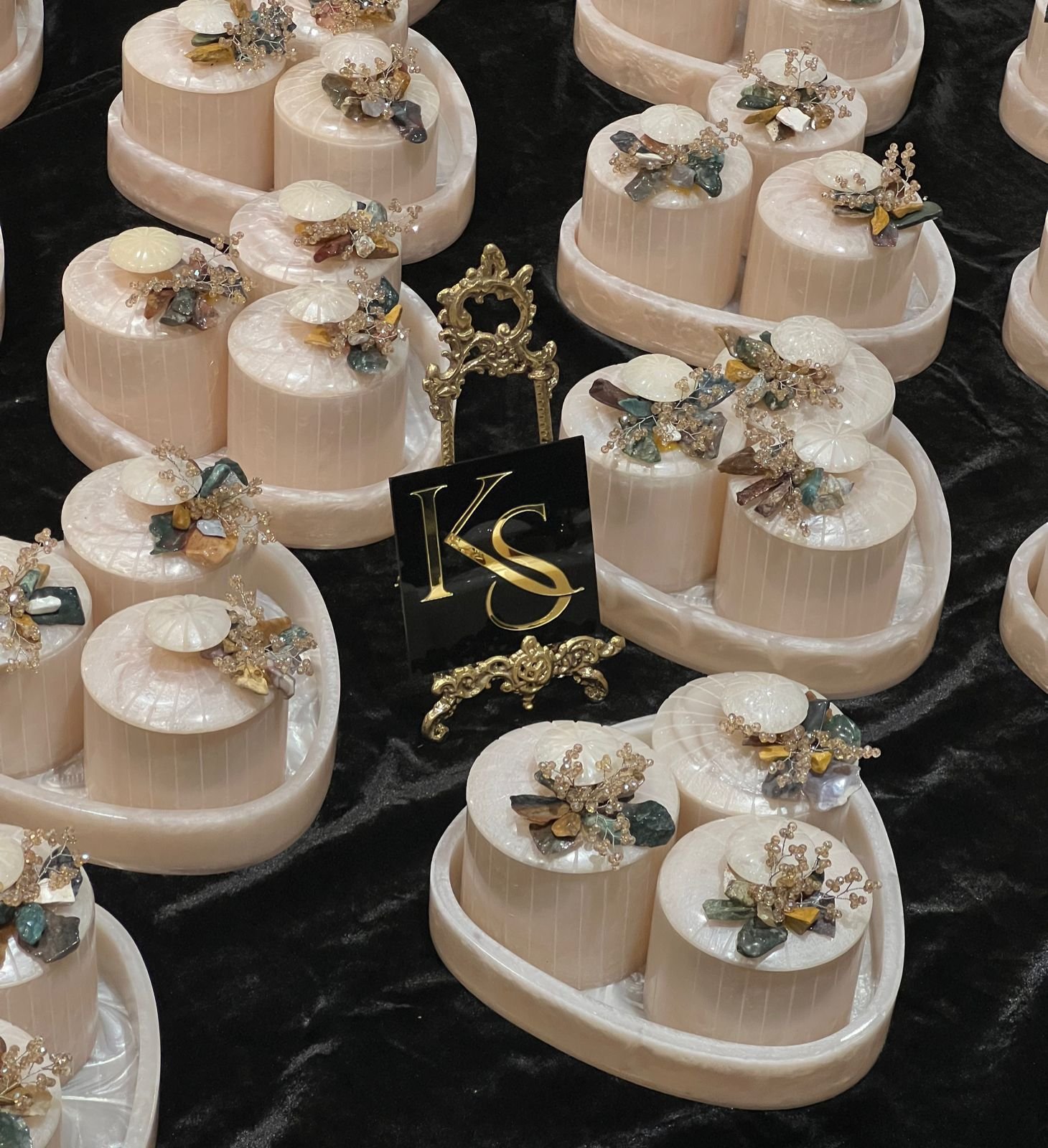 3 jars resin trat set with wire and stone embellished 