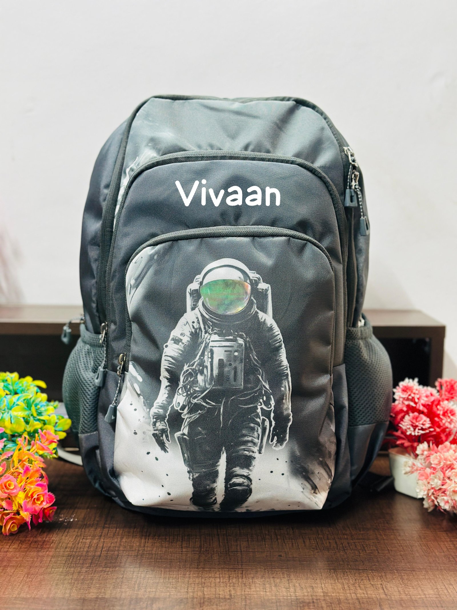 18-inch jumbo size light weight bag