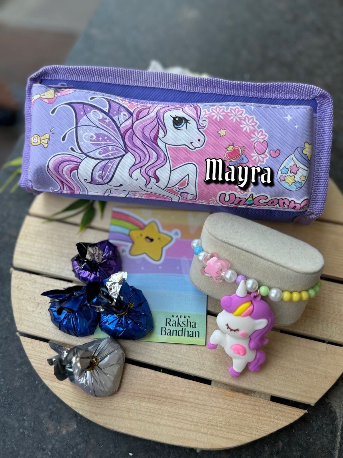 Cute, personalized Rakhi hampers