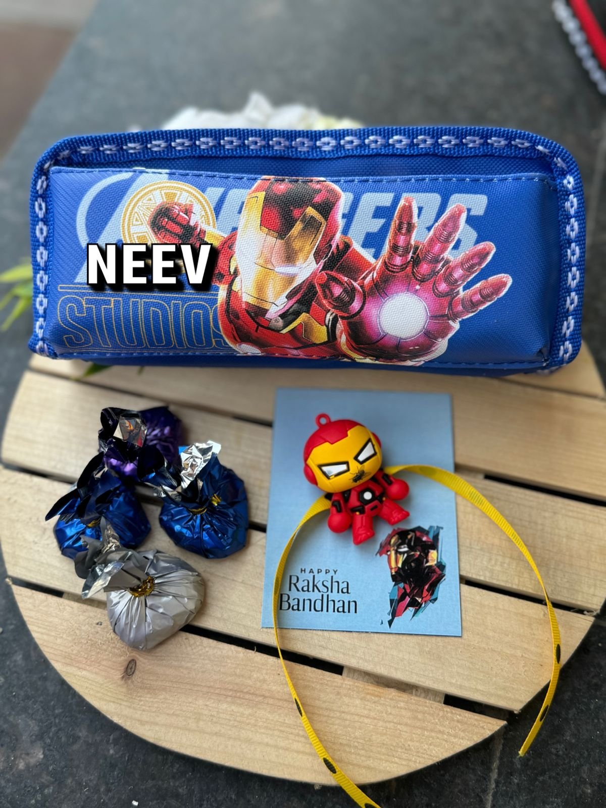 Cute, personalized Rakhi hampers