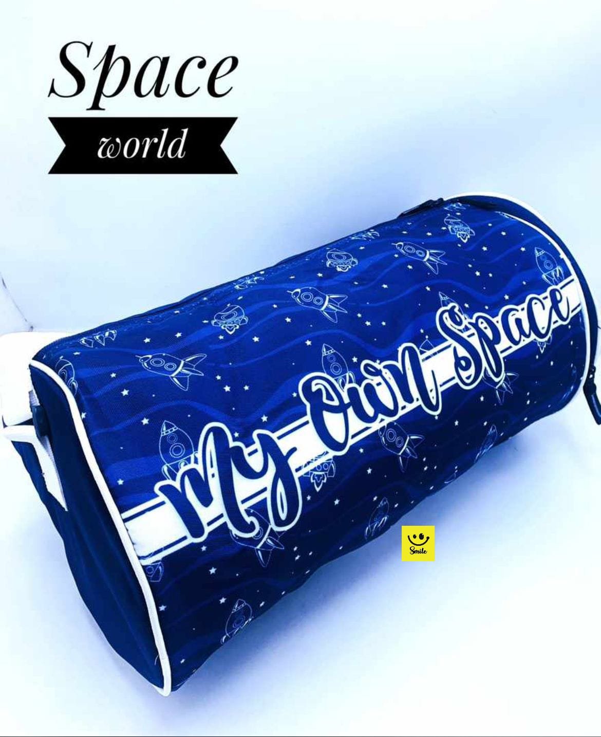 Shoe pocket duffel for kids