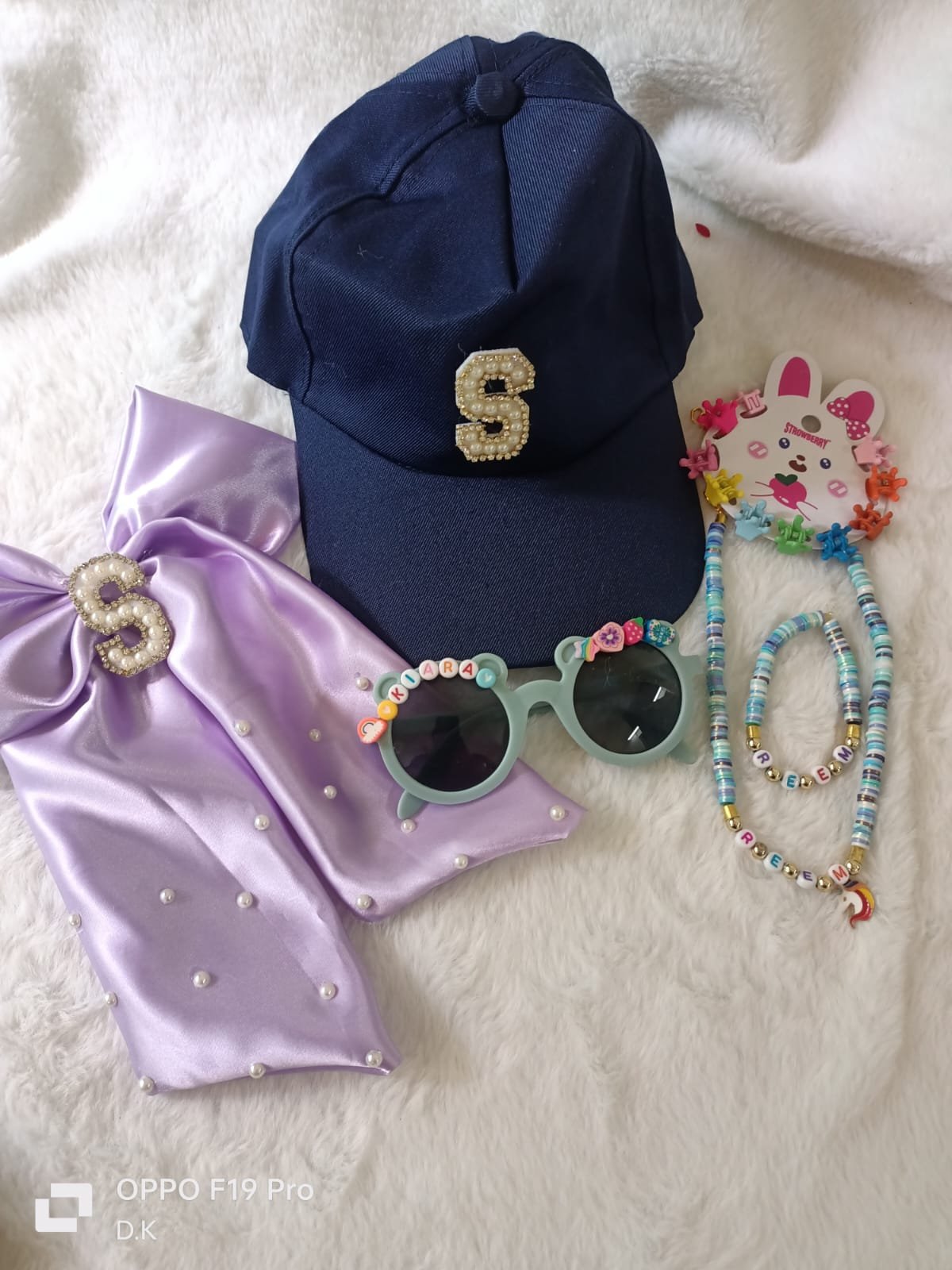  Book Rakhi Gift for your sister ????????